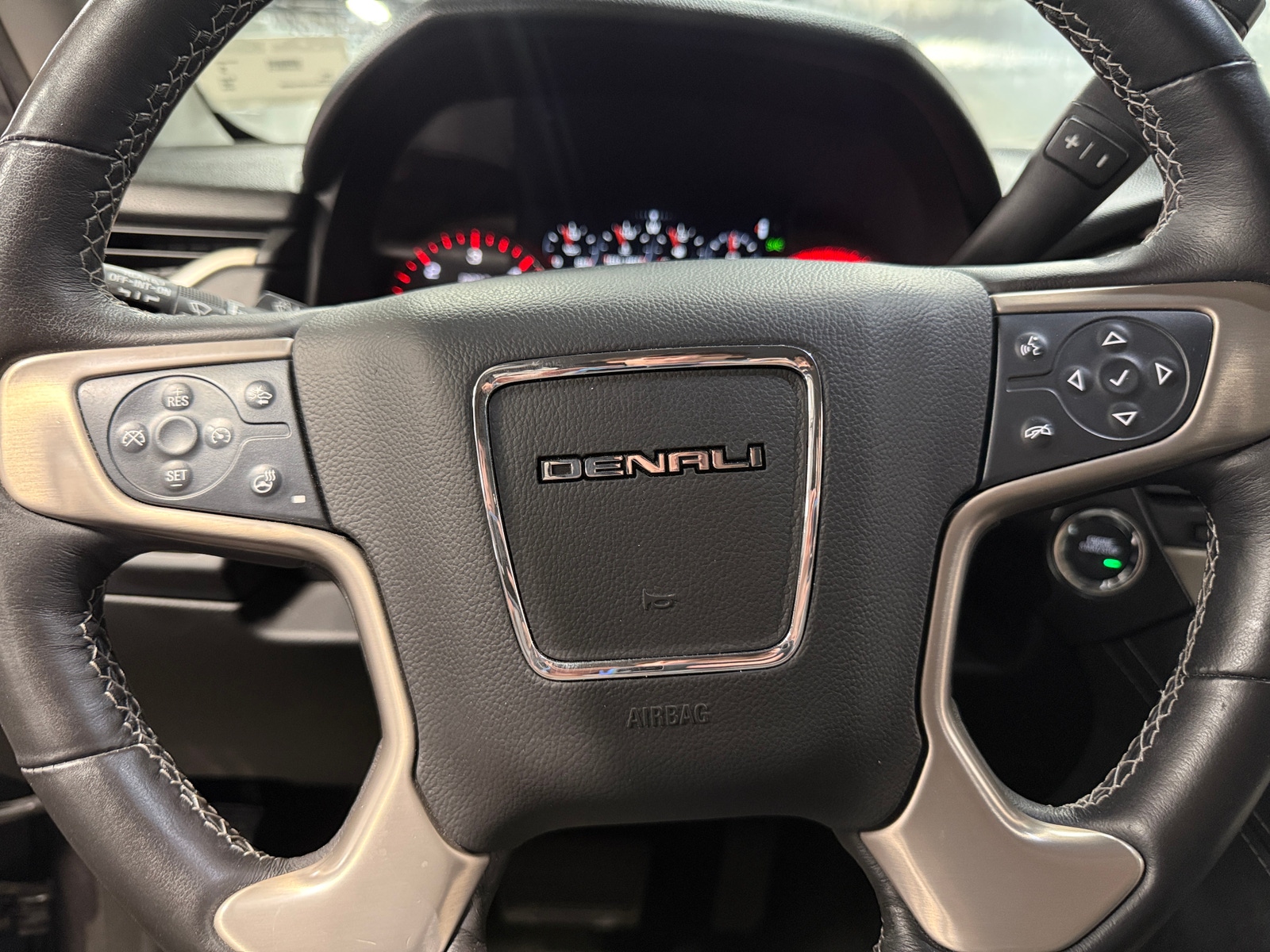 Thumbnail: 2016 GMC Yukon - 5