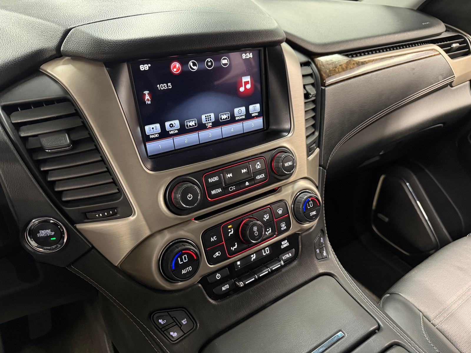 Thumbnail: 2016 GMC Yukon - 4