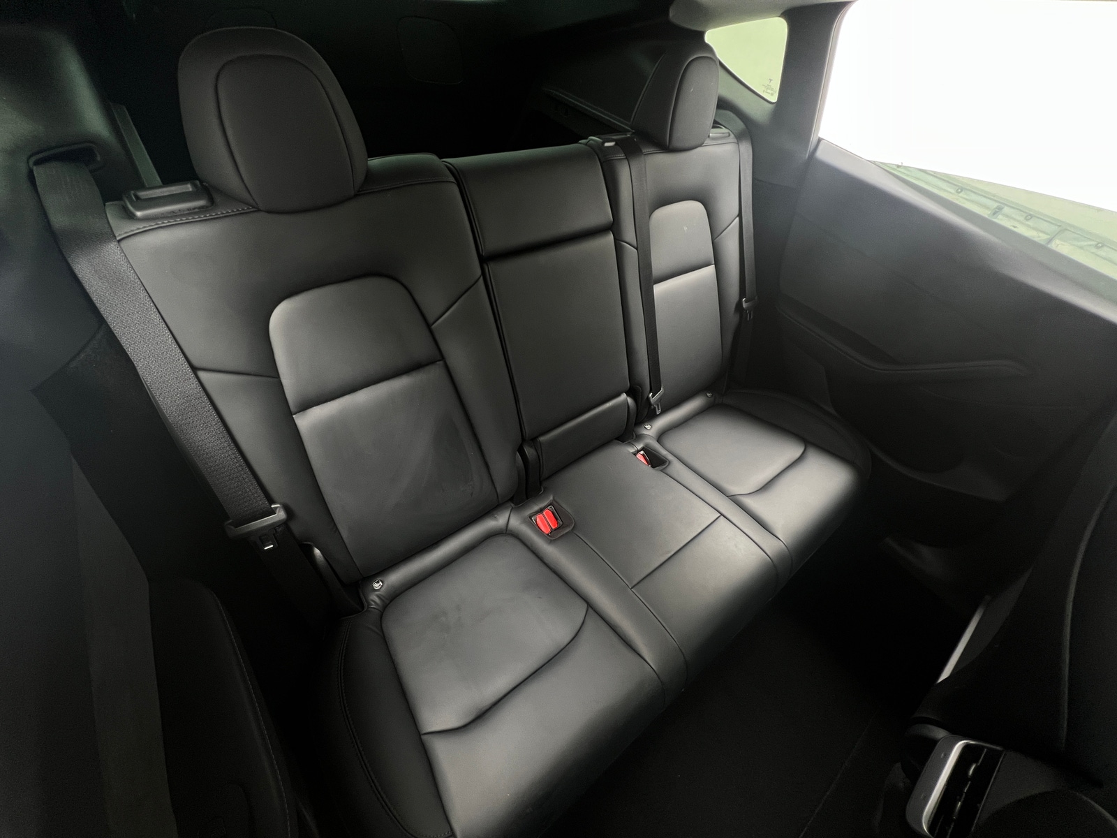 Thumbnail: 2022 Tesla Model Y - 4