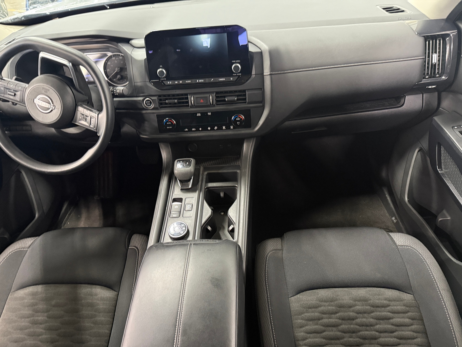 Thumbnail: 2024 Nissan Pathfinder - 3