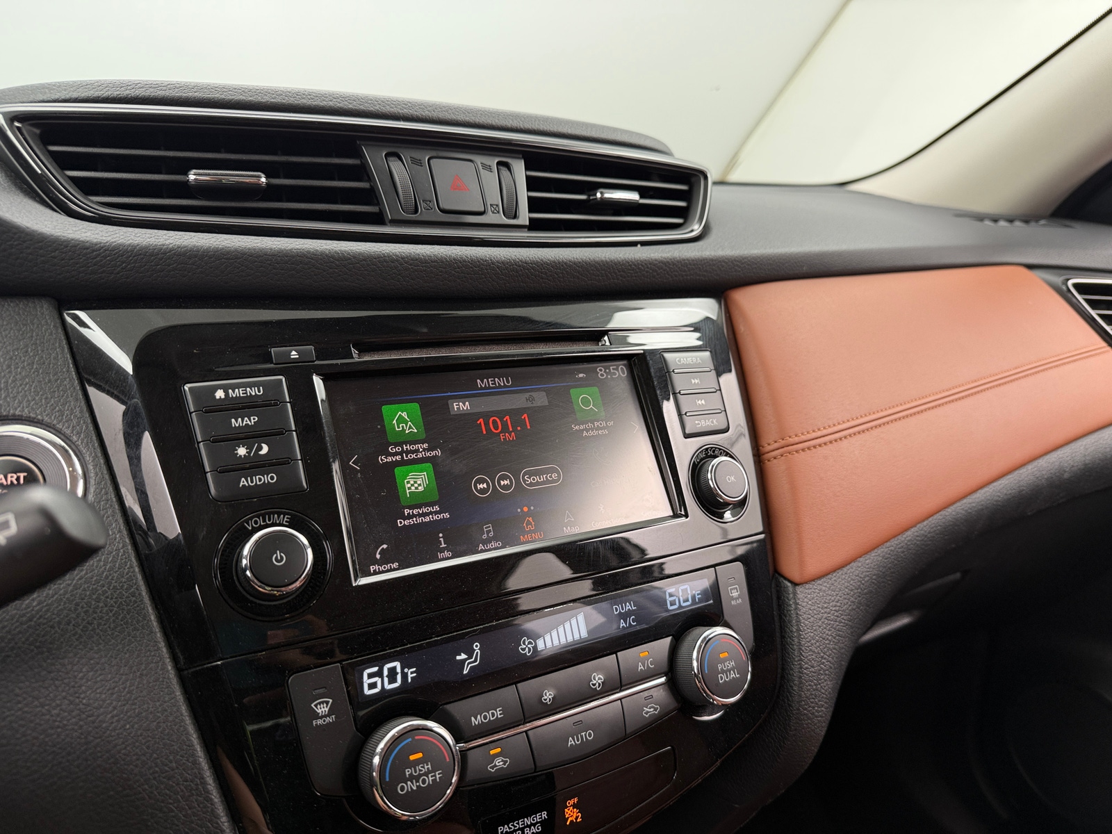 Thumbnail: 2019 Nissan Rogue - 3