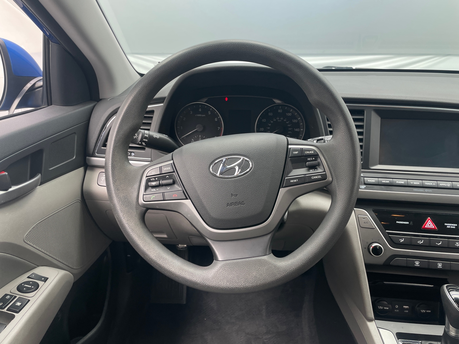 Thumbnail: 2017 Hyundai Elantra - 5