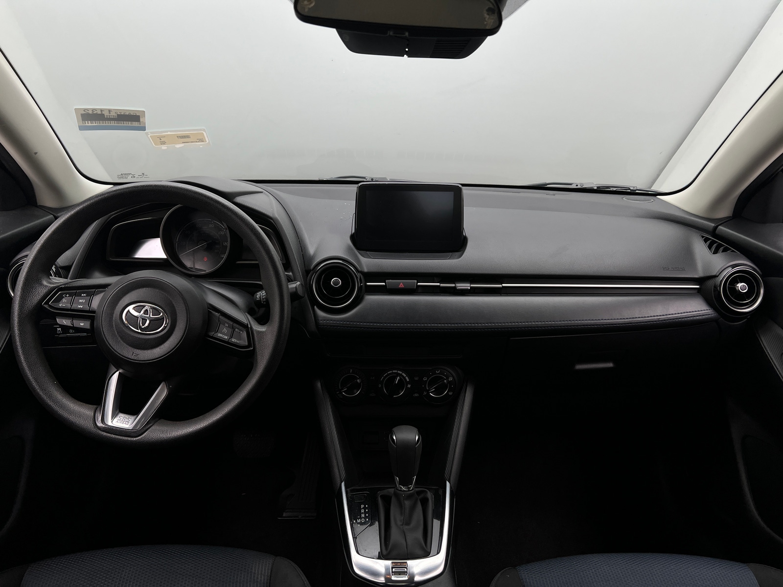Thumbnail: 2019 Toyota Yaris - 3