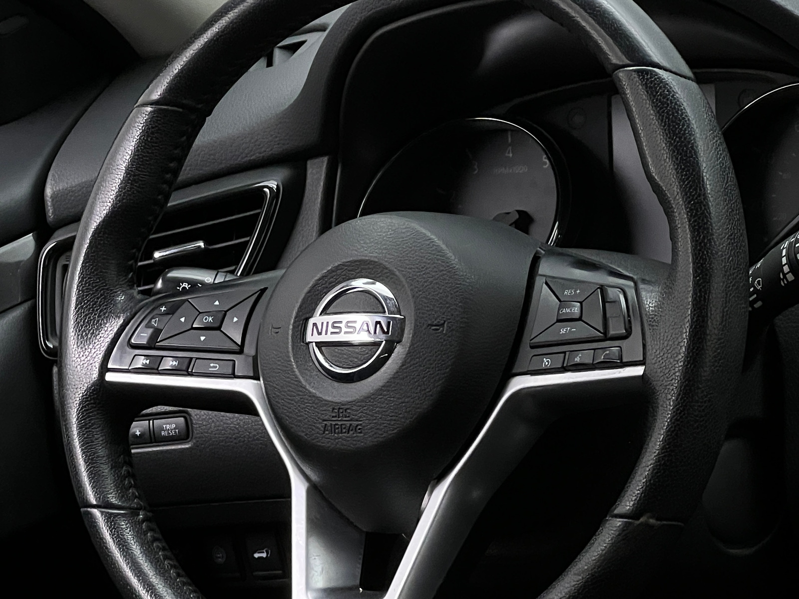Thumbnail: 2019 Nissan Rogue - 5
