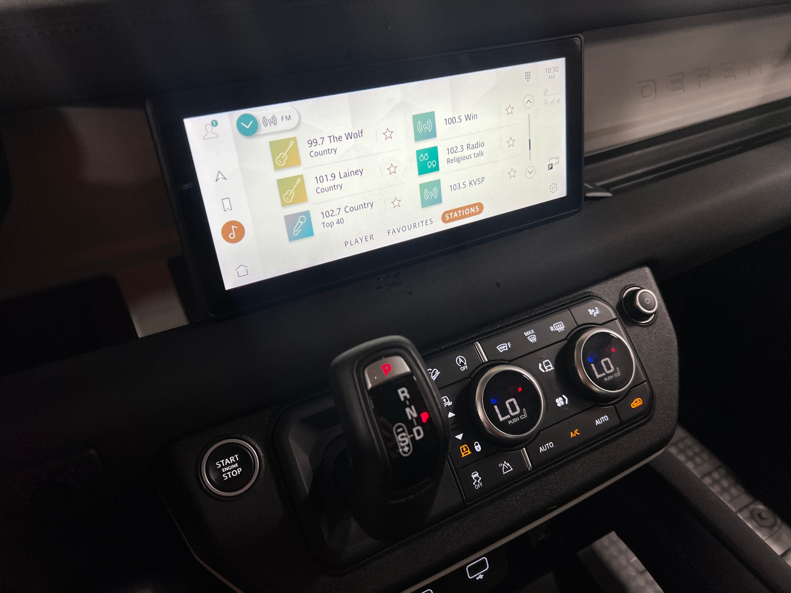 Thumbnail: 2021 Land Rover Defender - 3