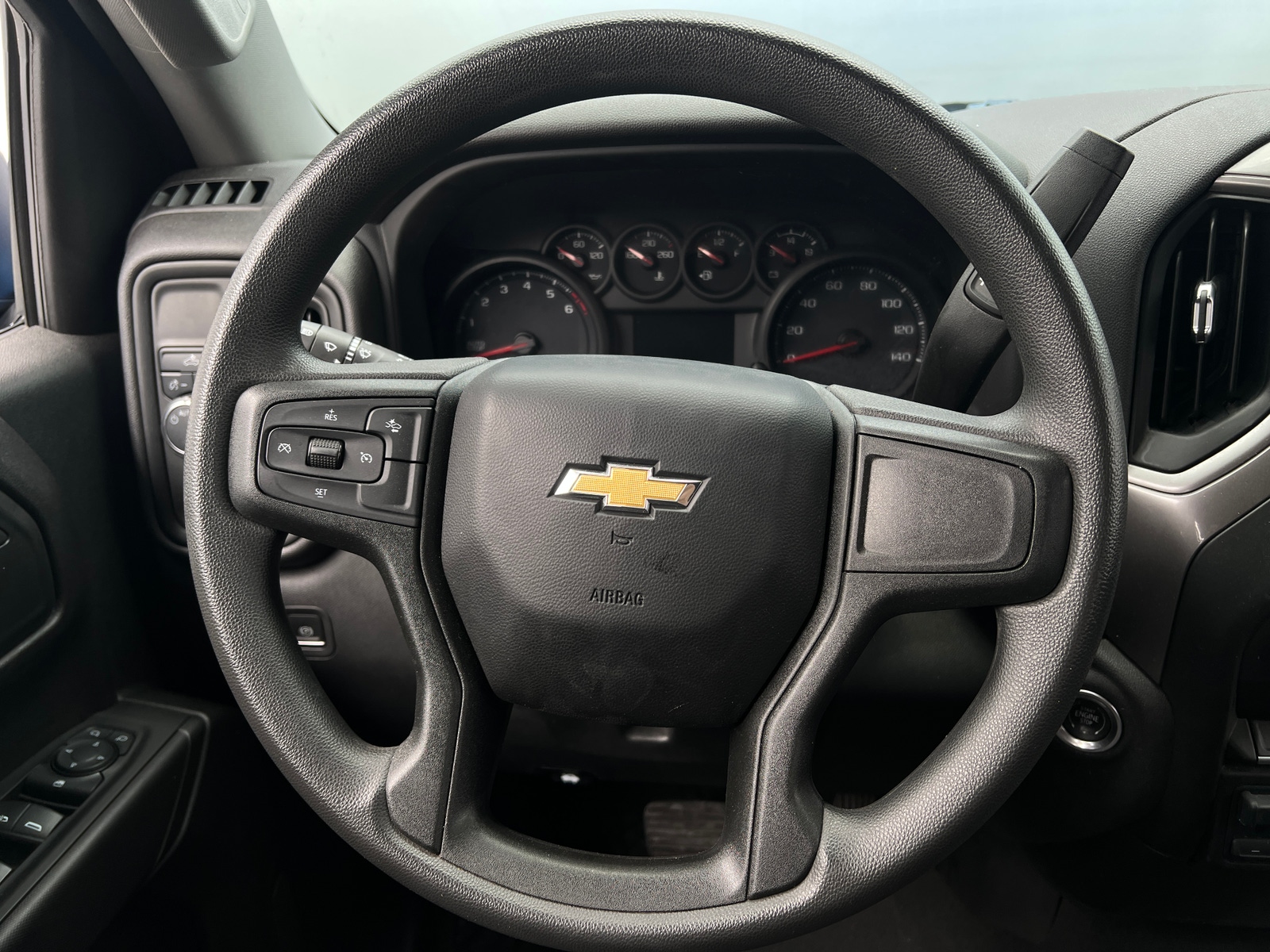 Thumbnail: 2023 Chevrolet Silverado 1500 - 5