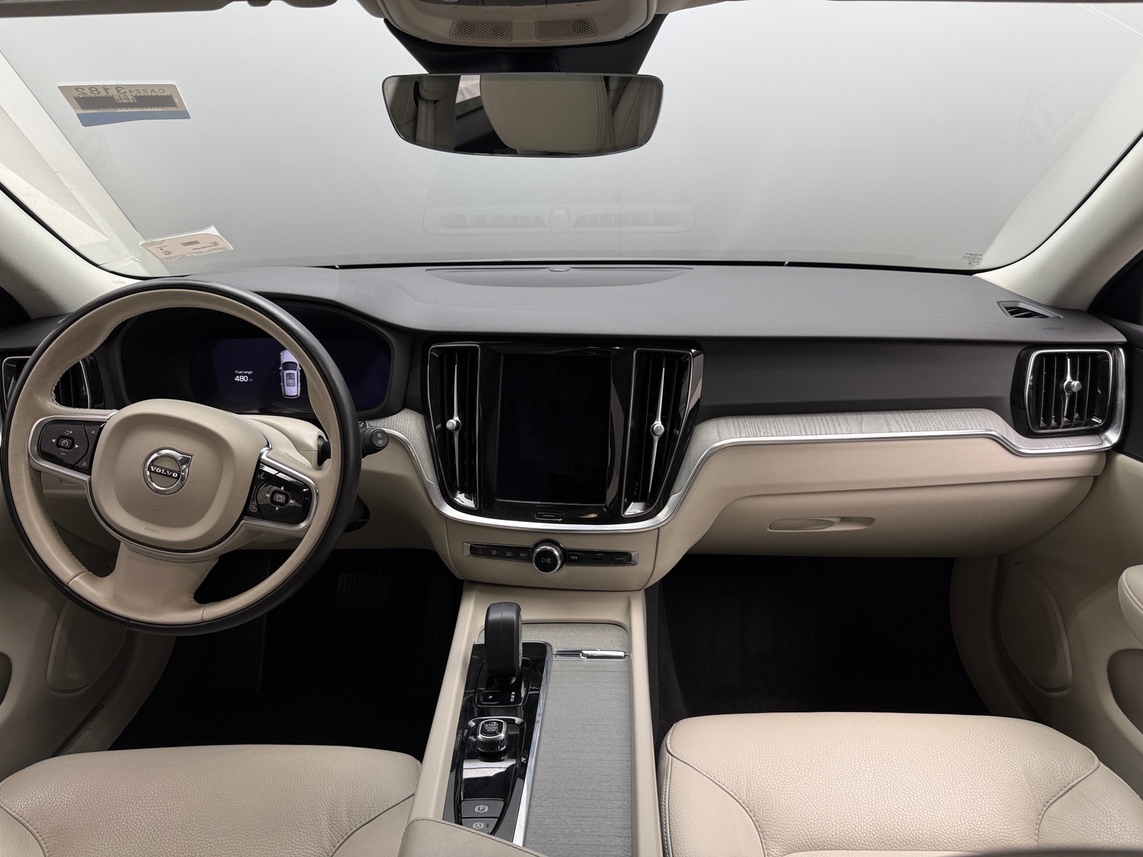 Thumbnail: 2024 Volvo V60 - 2