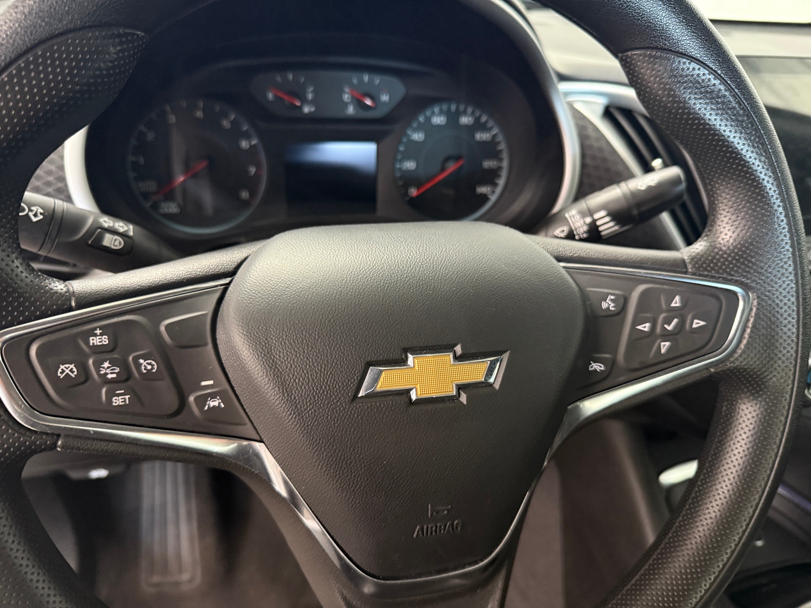 Thumbnail: 2024 Chevrolet Malibu - 5
