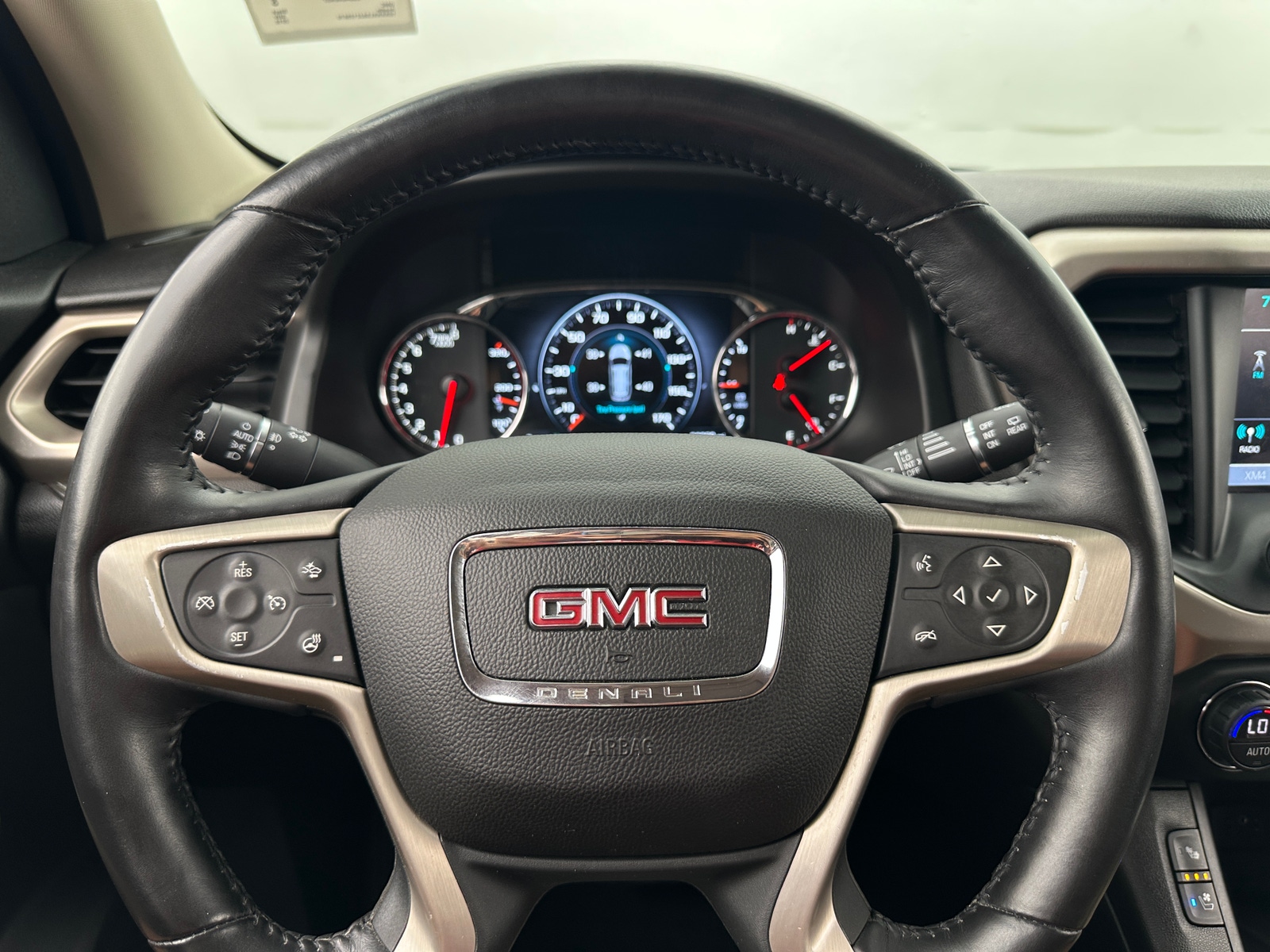 Thumbnail: 2018 GMC Acadia - 4