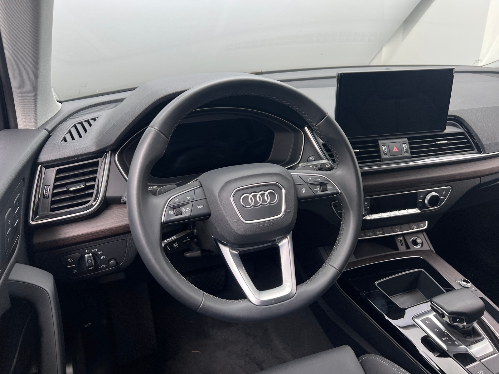 Thumbnail: 2023 Audi Q5 - 4