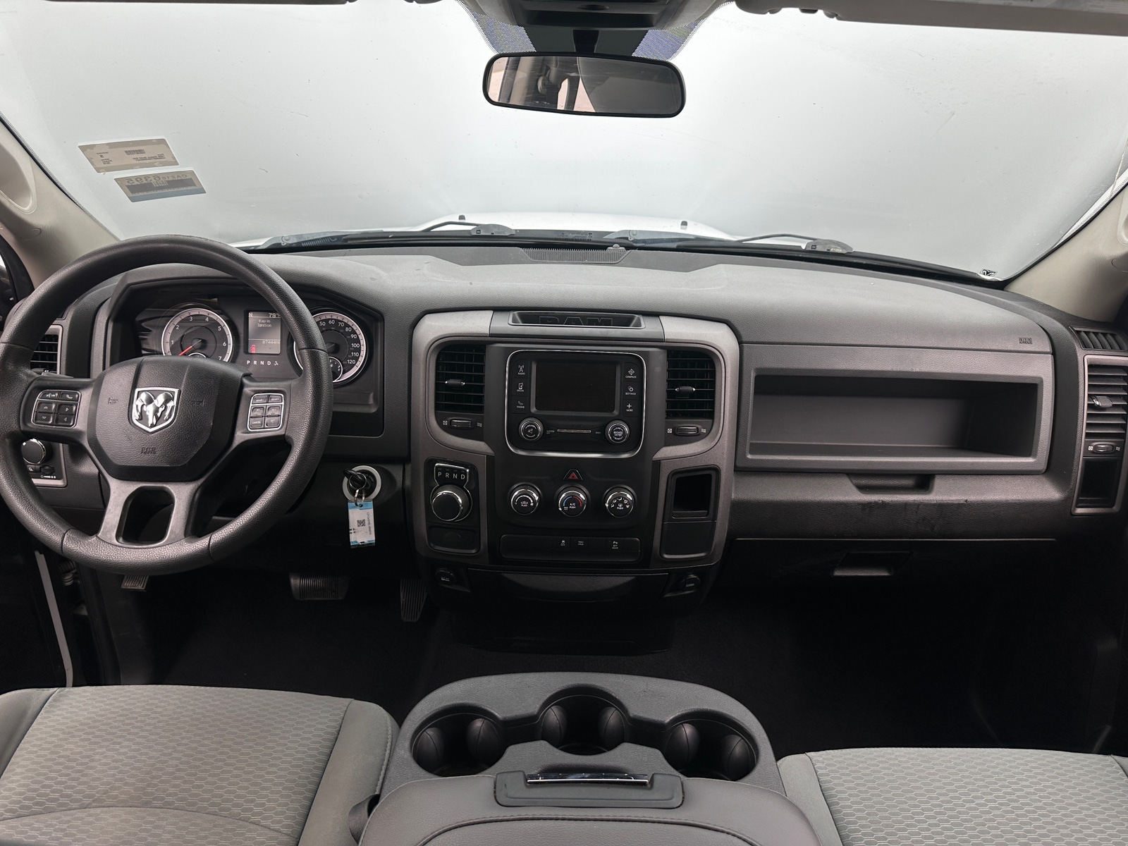 Thumbnail: 2019 RAM 1500 Classic - 3