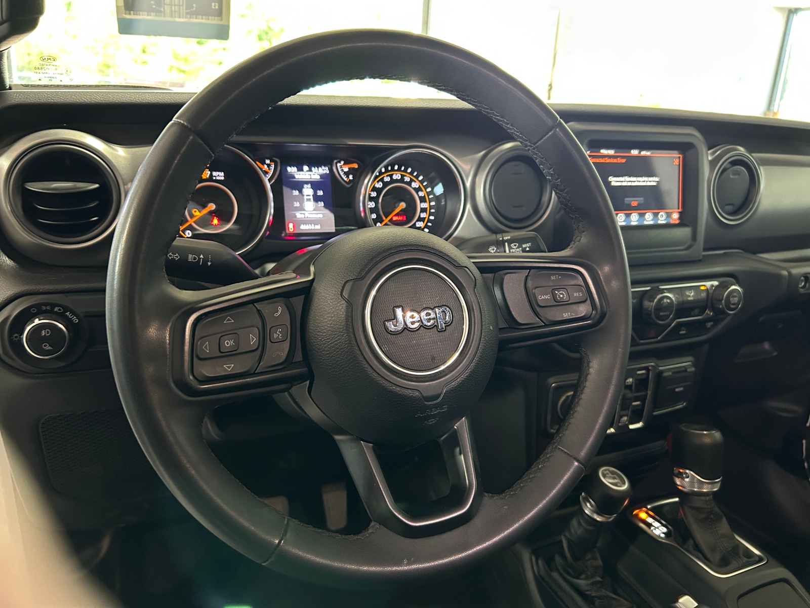 Thumbnail: 2023 Jeep Gladiator - 5