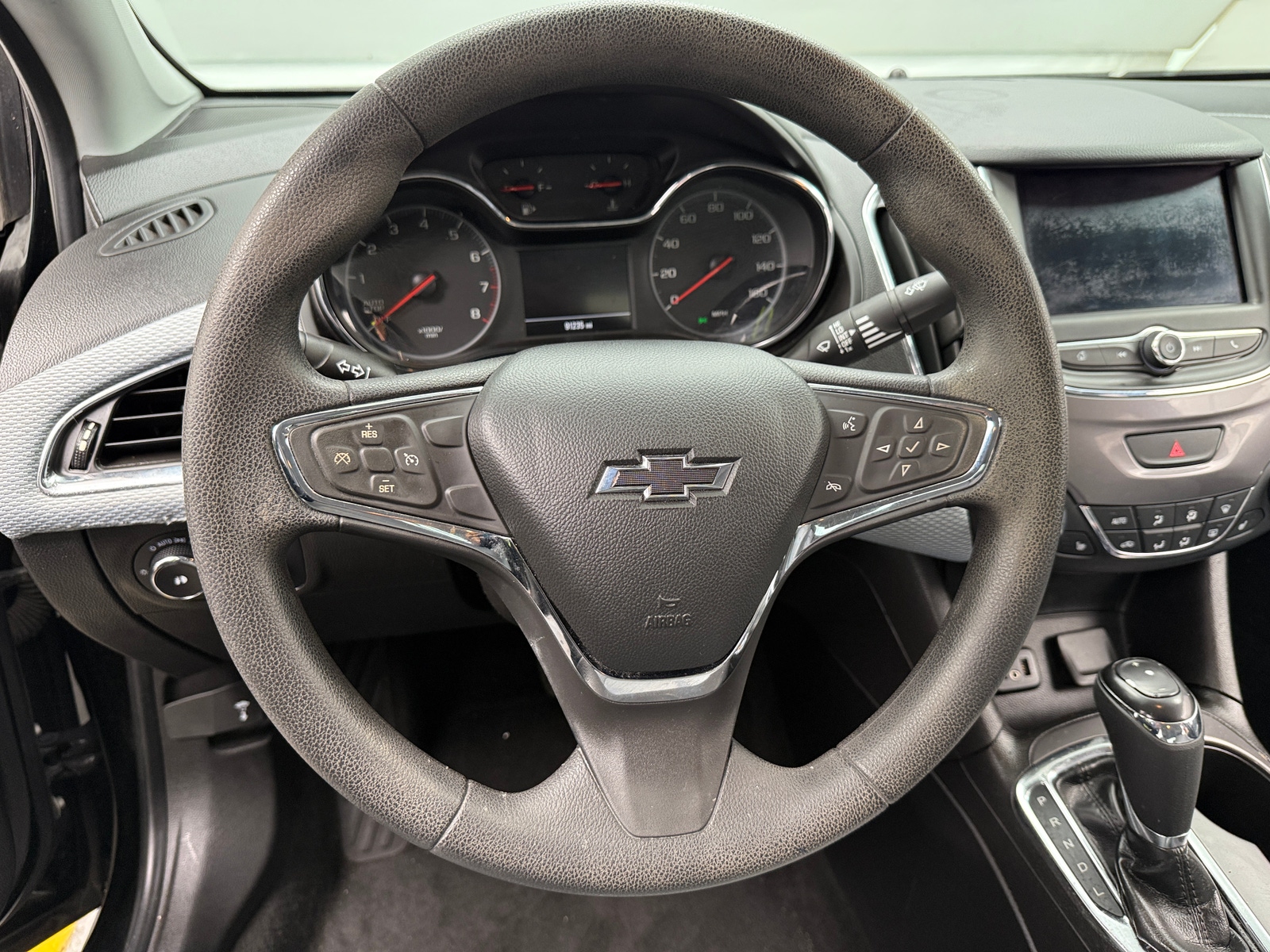 Thumbnail: 2019 Chevrolet Cruze - 5