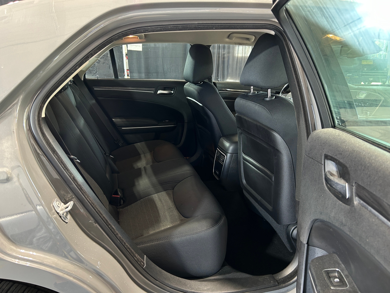 Thumbnail: 2019 Chrysler 300 - 6