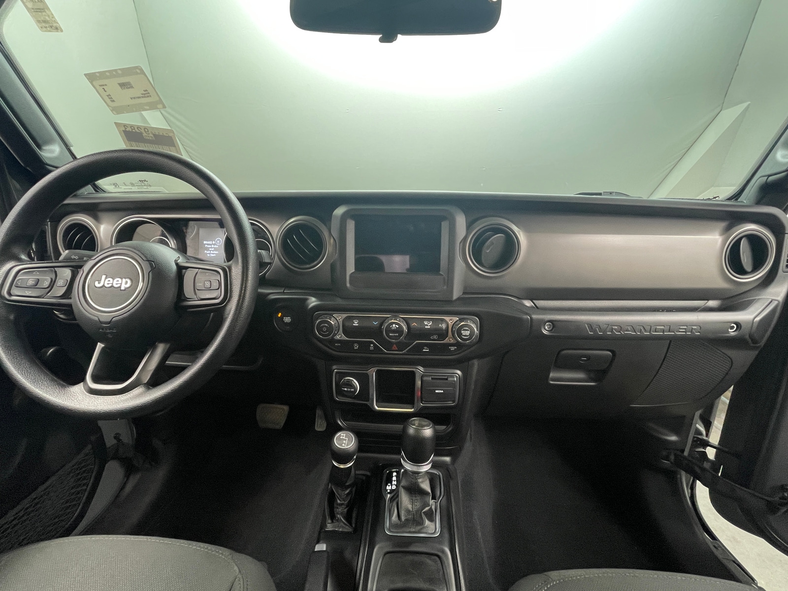 Thumbnail: 2022 Jeep Wrangler - 3