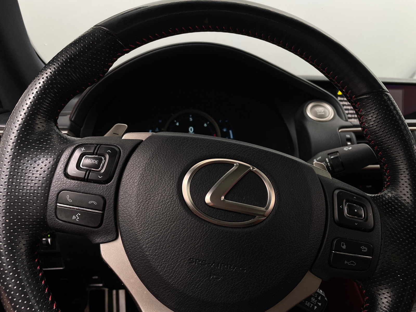Thumbnail: 2016 Lexus RC - 3