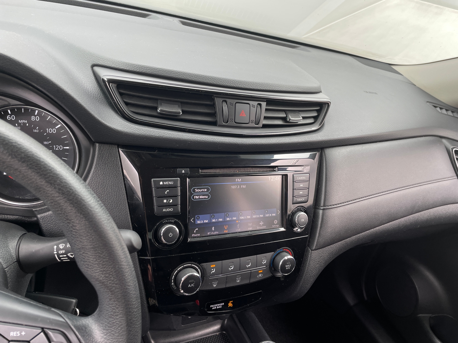 Thumbnail: 2018 Nissan Rogue - 4