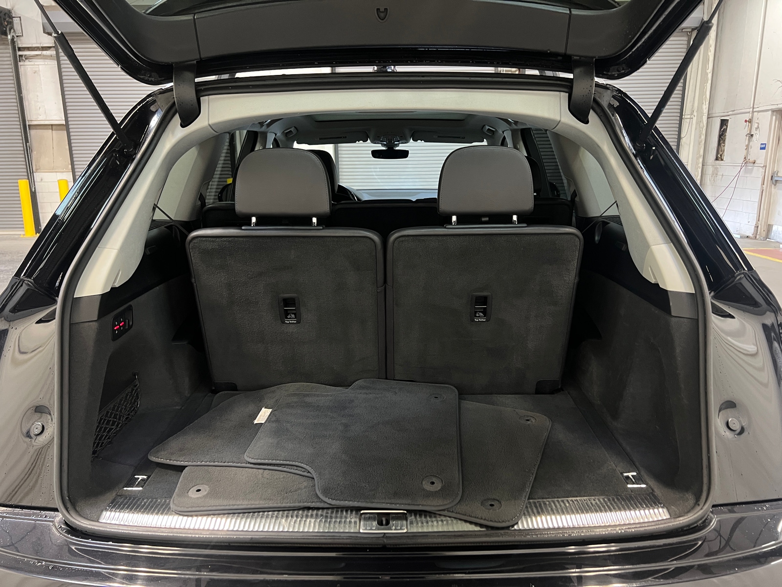Thumbnail: 2017 Audi Q7 - 6