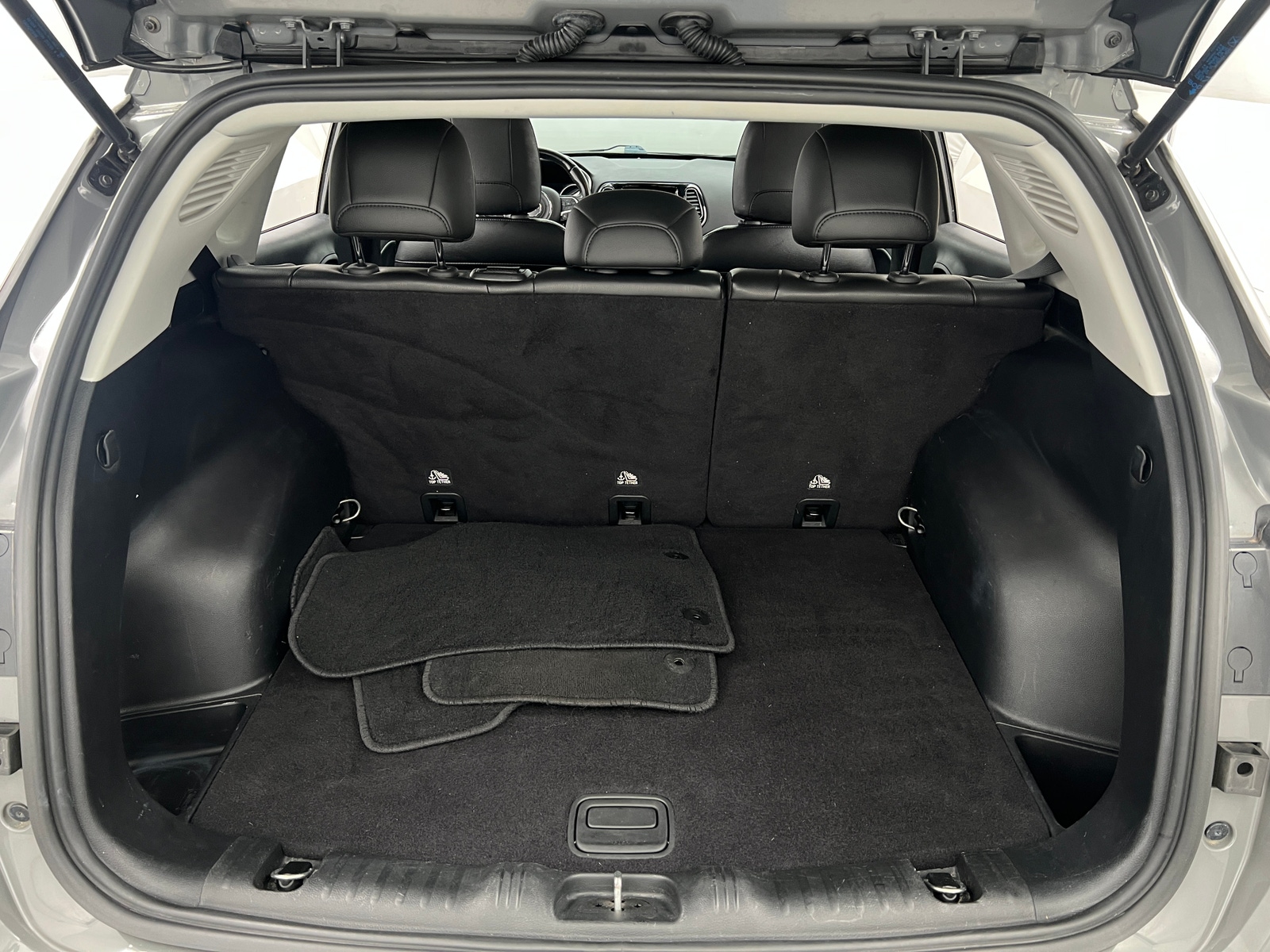 Thumbnail: 2021 Jeep Compass - 6