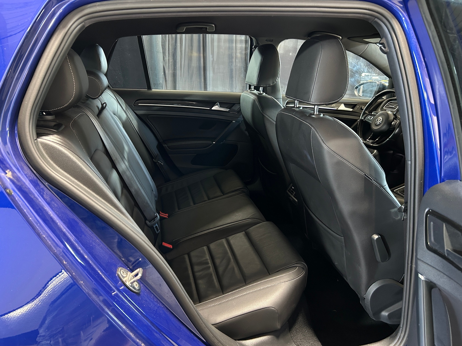 Thumbnail: 2016 Volkswagen Golf - 5