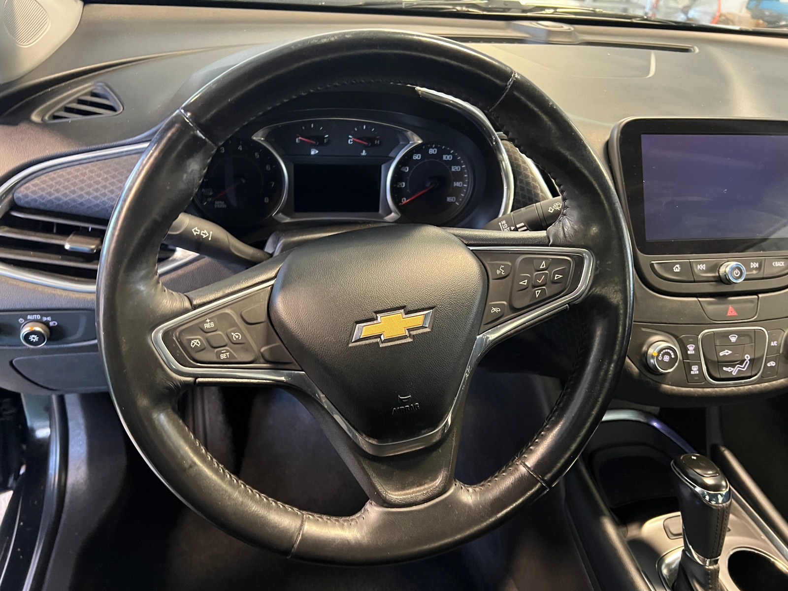 Thumbnail: 2016 Chevrolet Malibu - 5