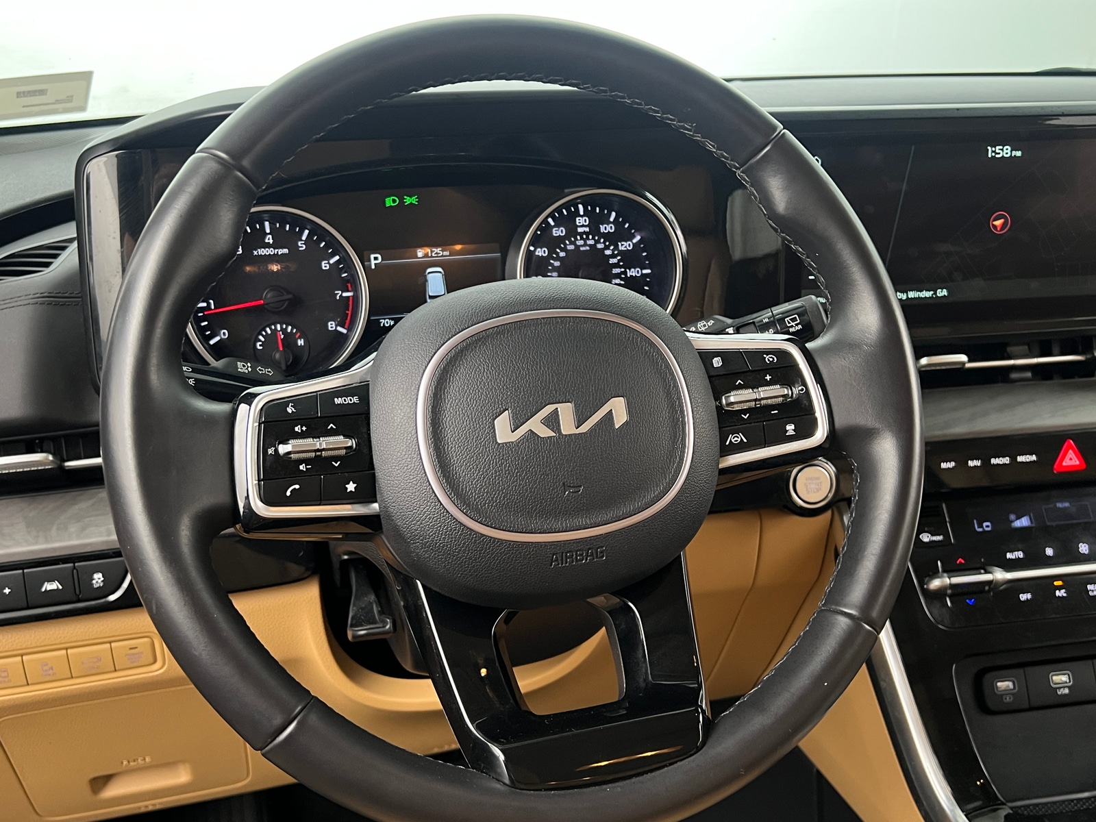Thumbnail: 2024 Kia Carnival - 4