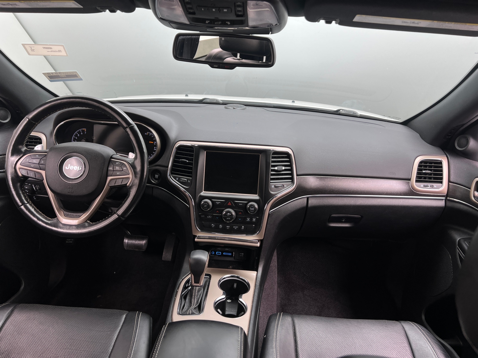 Thumbnail: 2016 Jeep Grand Cherokee - 2