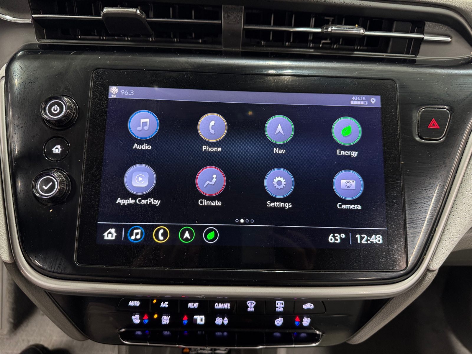 Thumbnail: 2022 Chevrolet Bolt EUV - 3