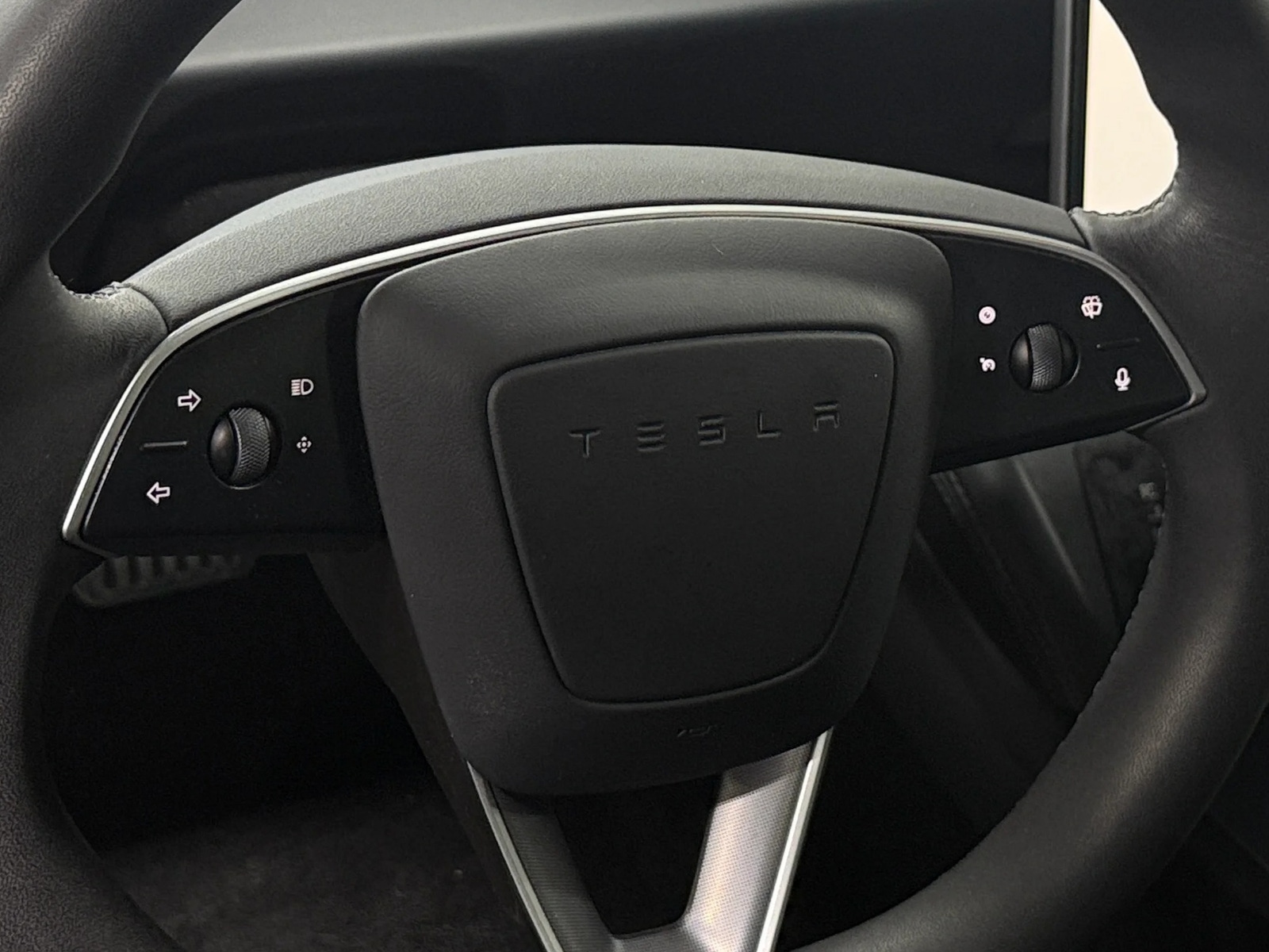 Thumbnail: 2024 Tesla Model 3 - 4