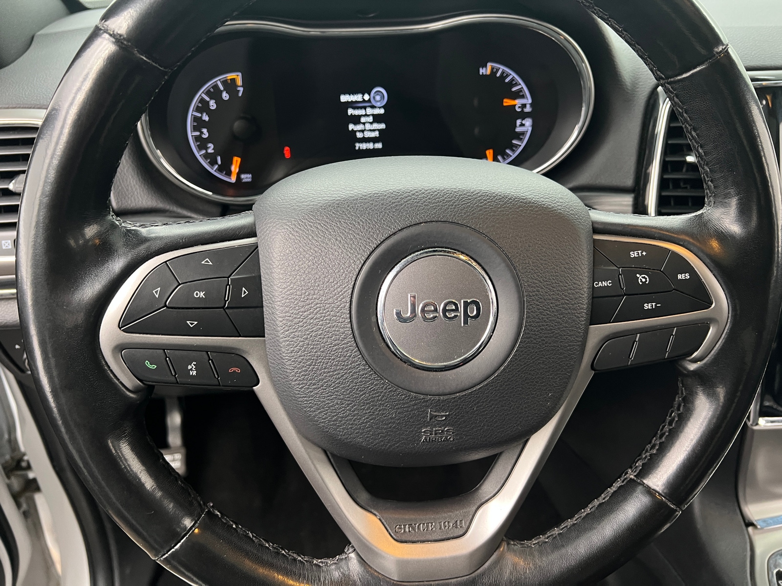 Thumbnail: 2020 Jeep Grand Cherokee - 4