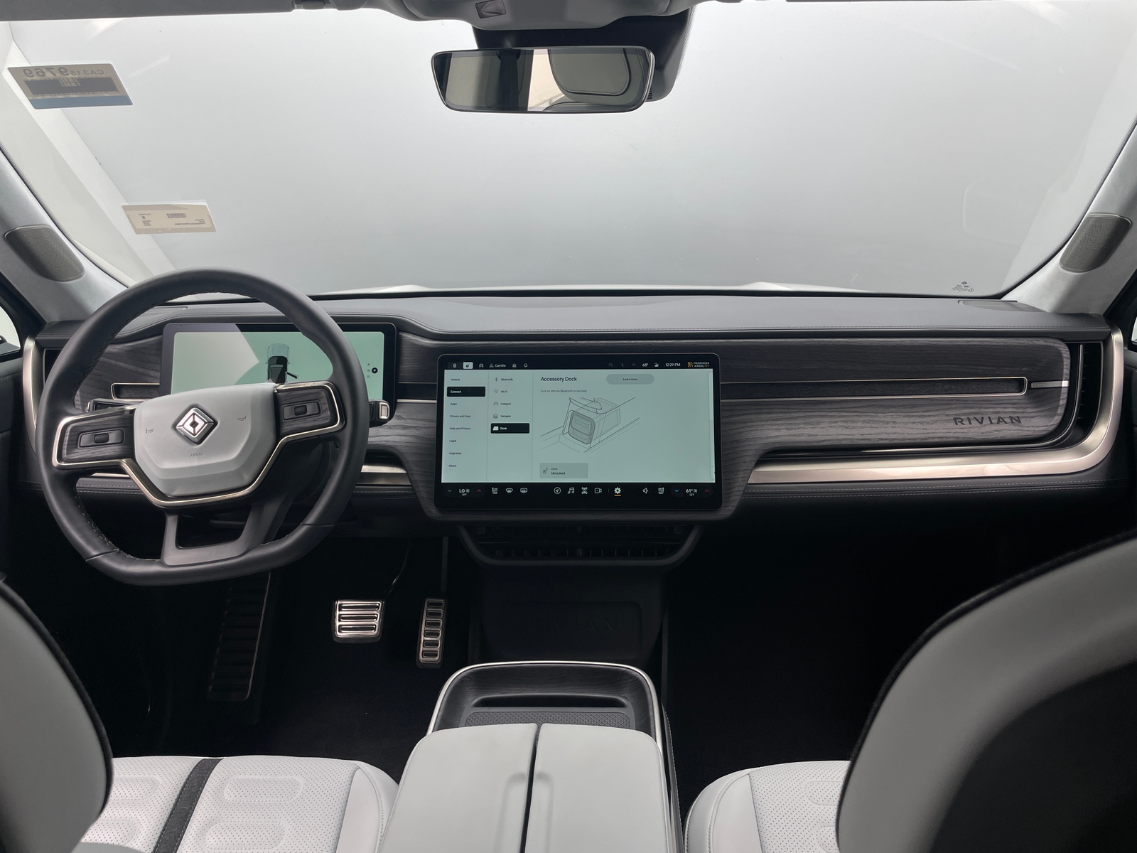 Thumbnail: 2023 Rivian R1S - 2