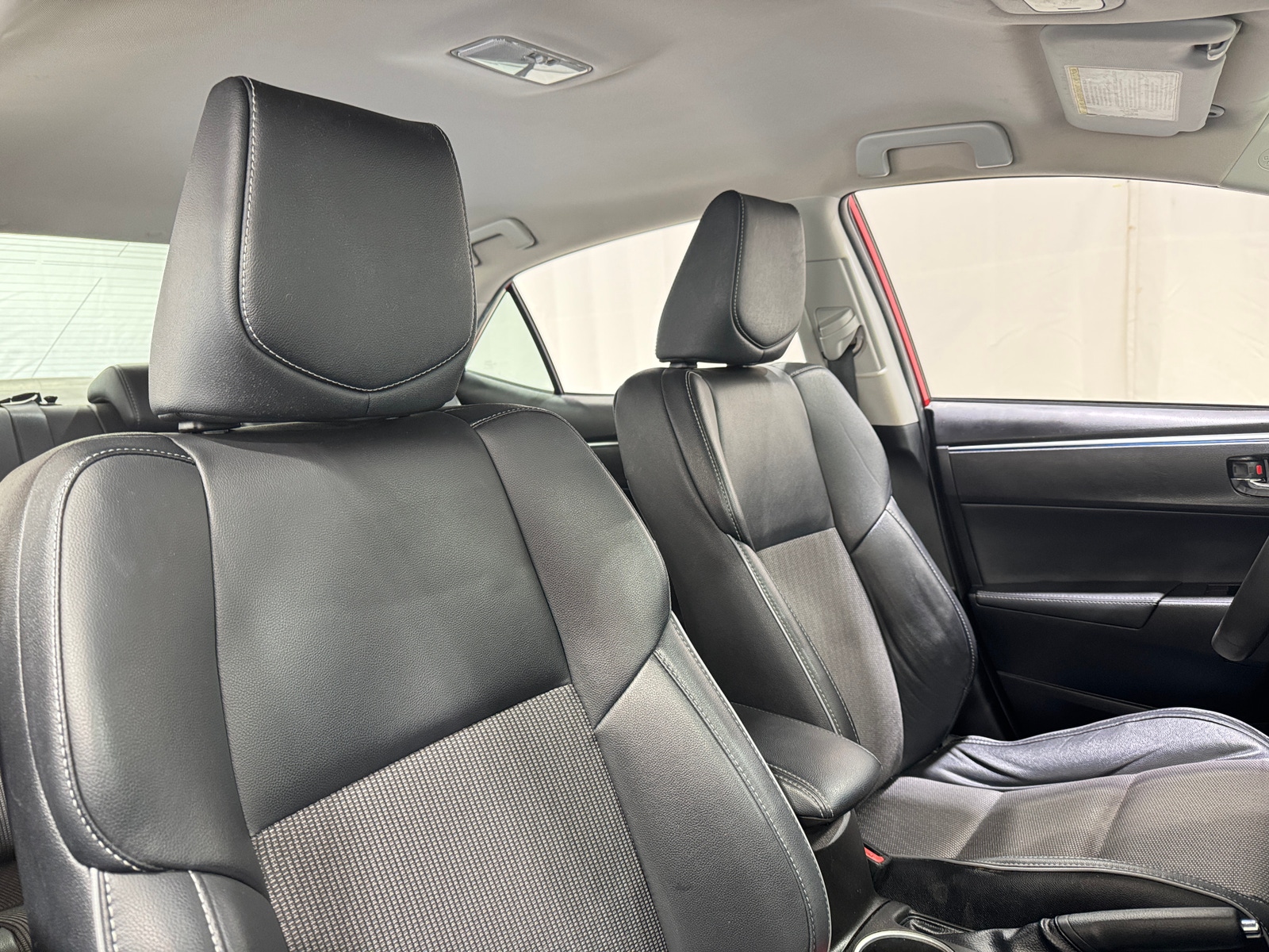 Thumbnail: 2016 Toyota Corolla - 2