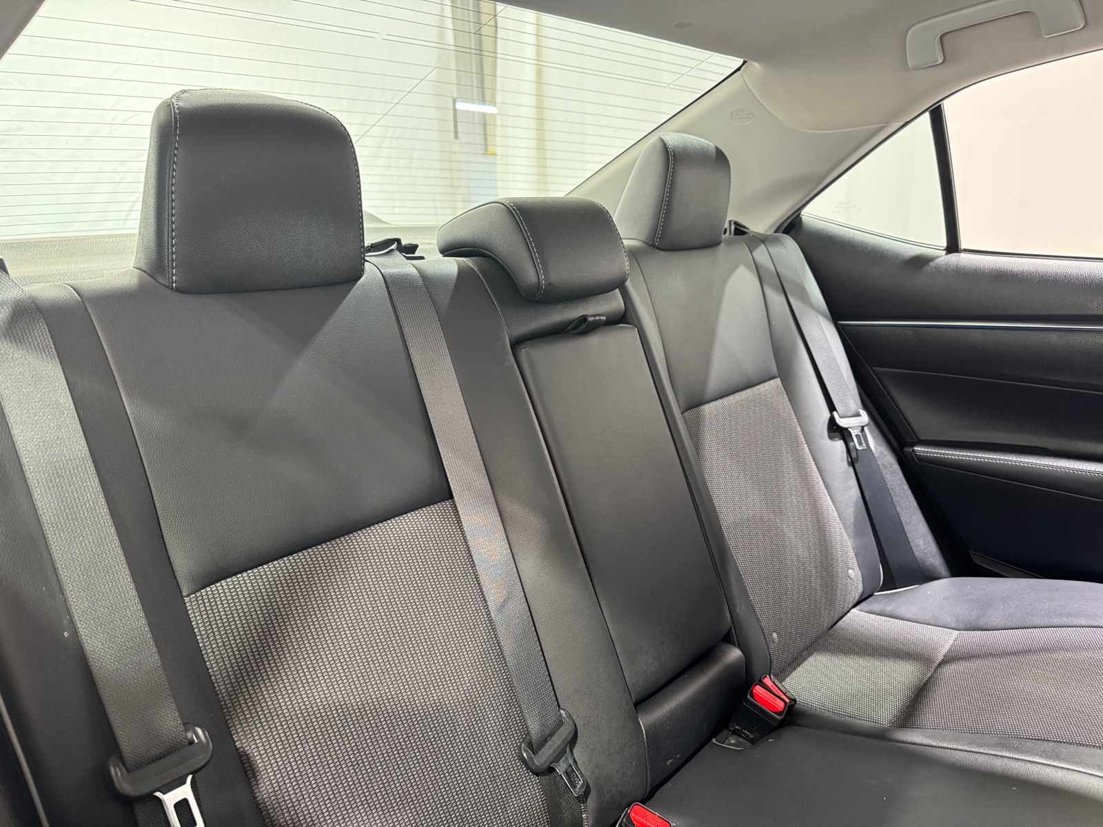 Thumbnail: 2016 Toyota Corolla - 6
