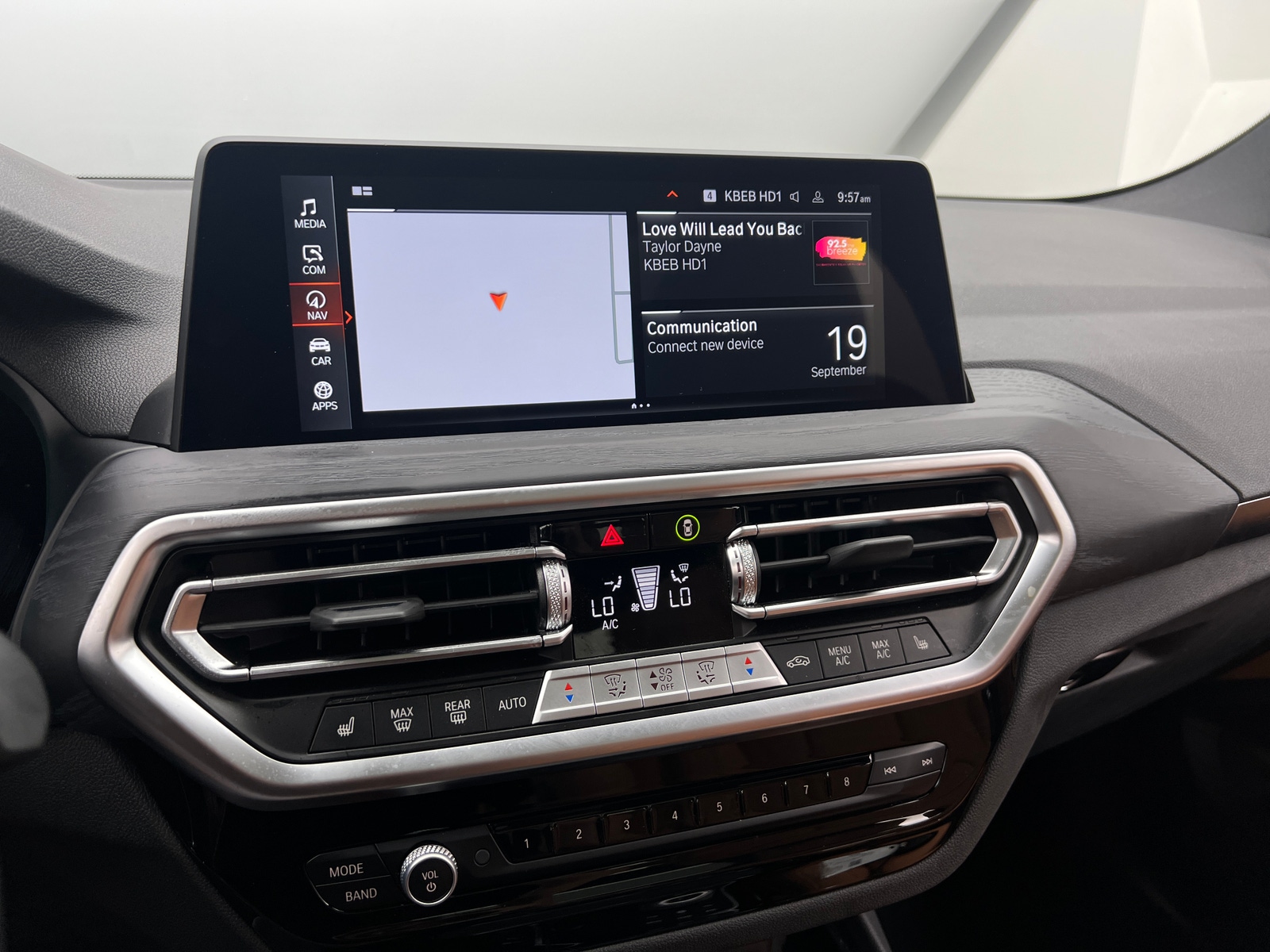 Thumbnail: 2024 BMW X3 - 3