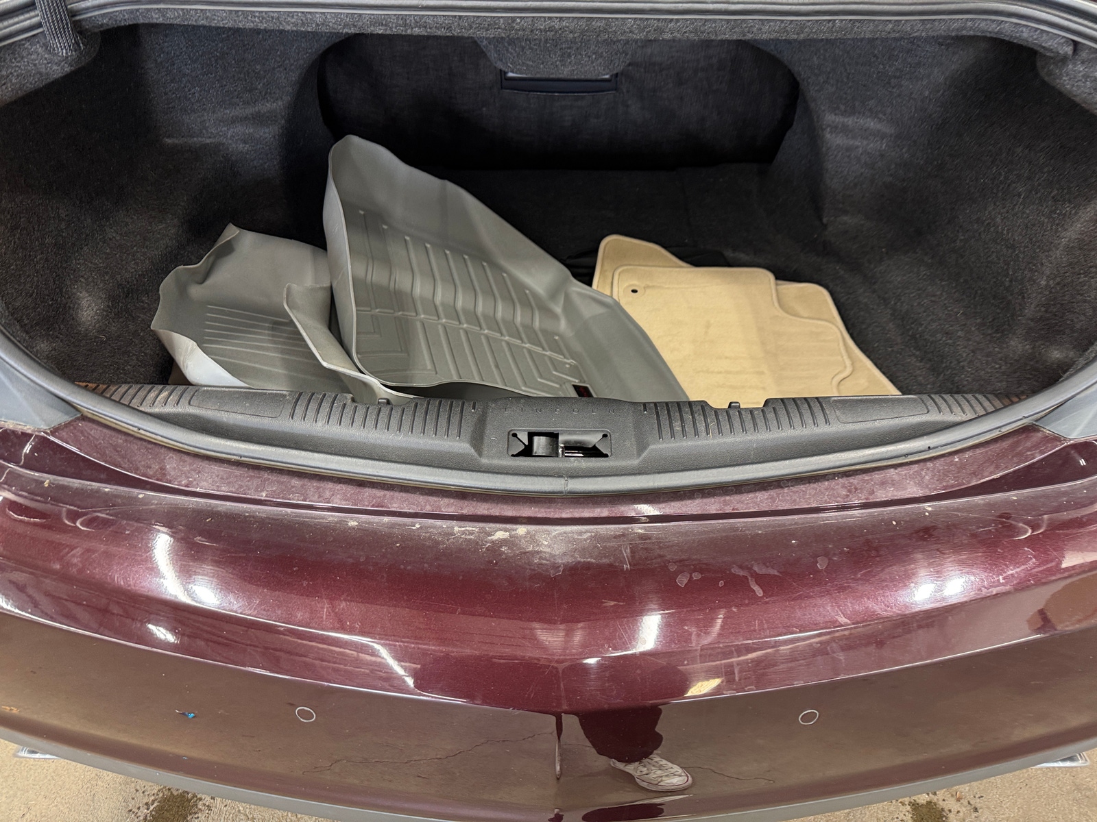 Thumbnail: 2011 Lincoln MKS - 6