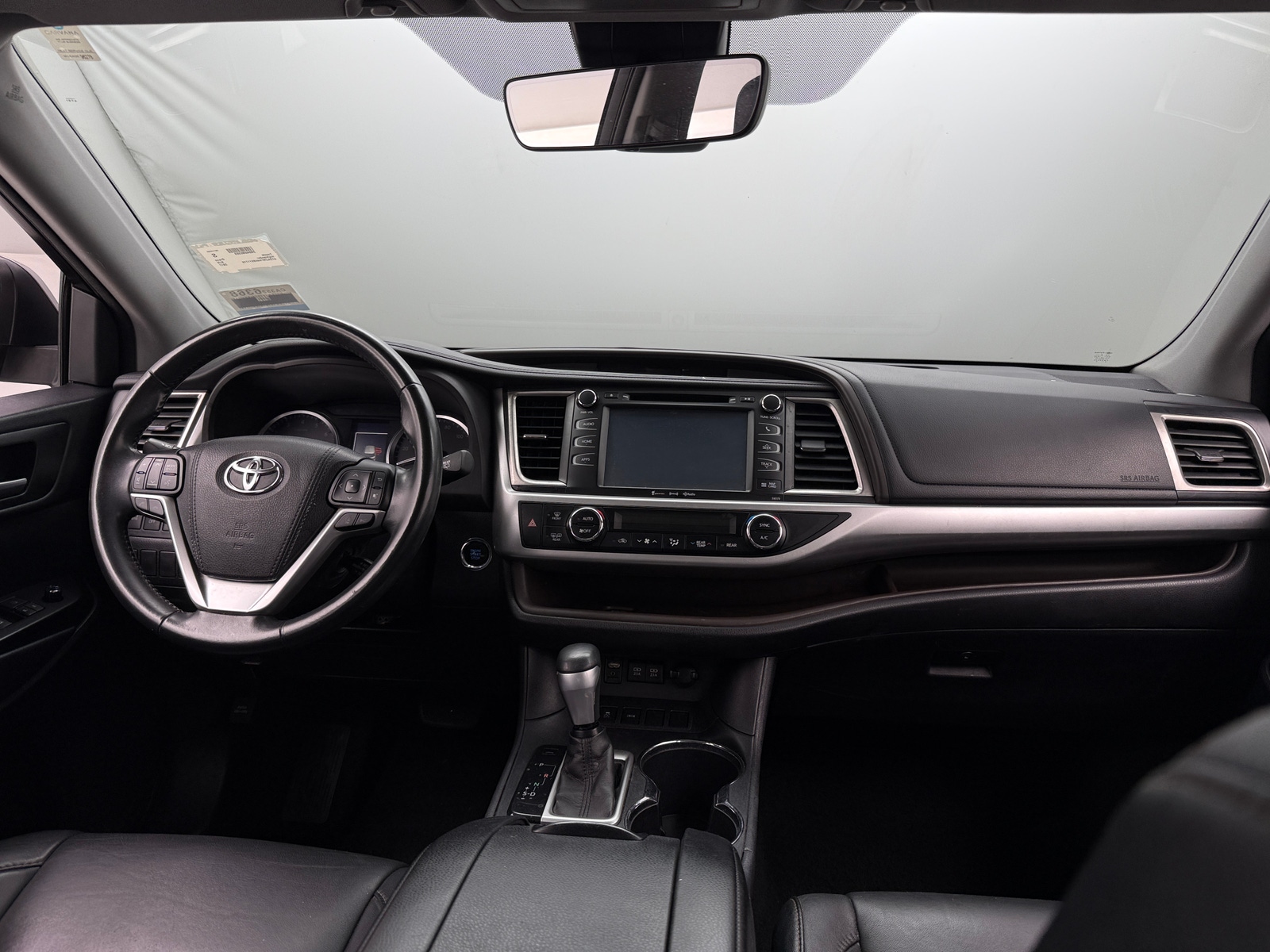 Thumbnail: 2017 Toyota Highlander - 3