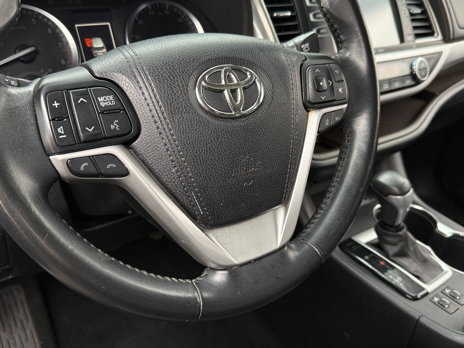 Thumbnail: 2017 Toyota Highlander - 5
