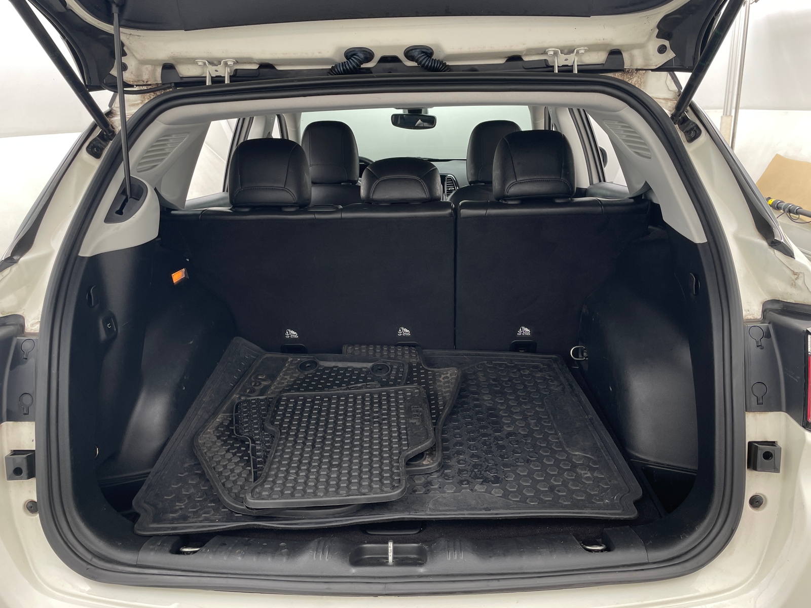 Thumbnail: 2018 Jeep Compass - 7