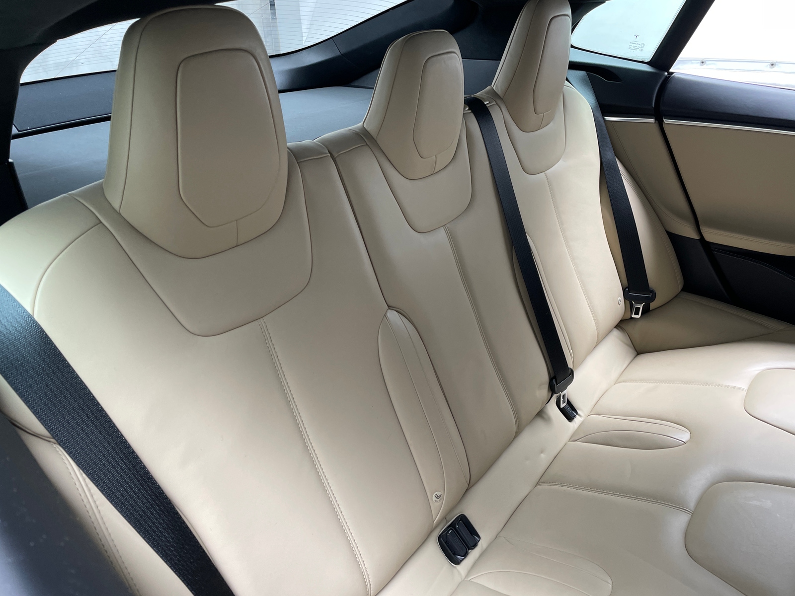 Thumbnail: 2016 Tesla Model S - 5