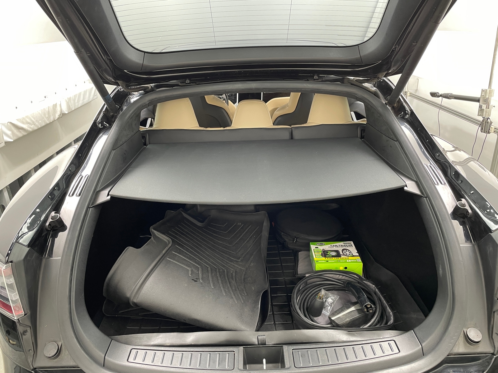 Thumbnail: 2016 Tesla Model S - 6