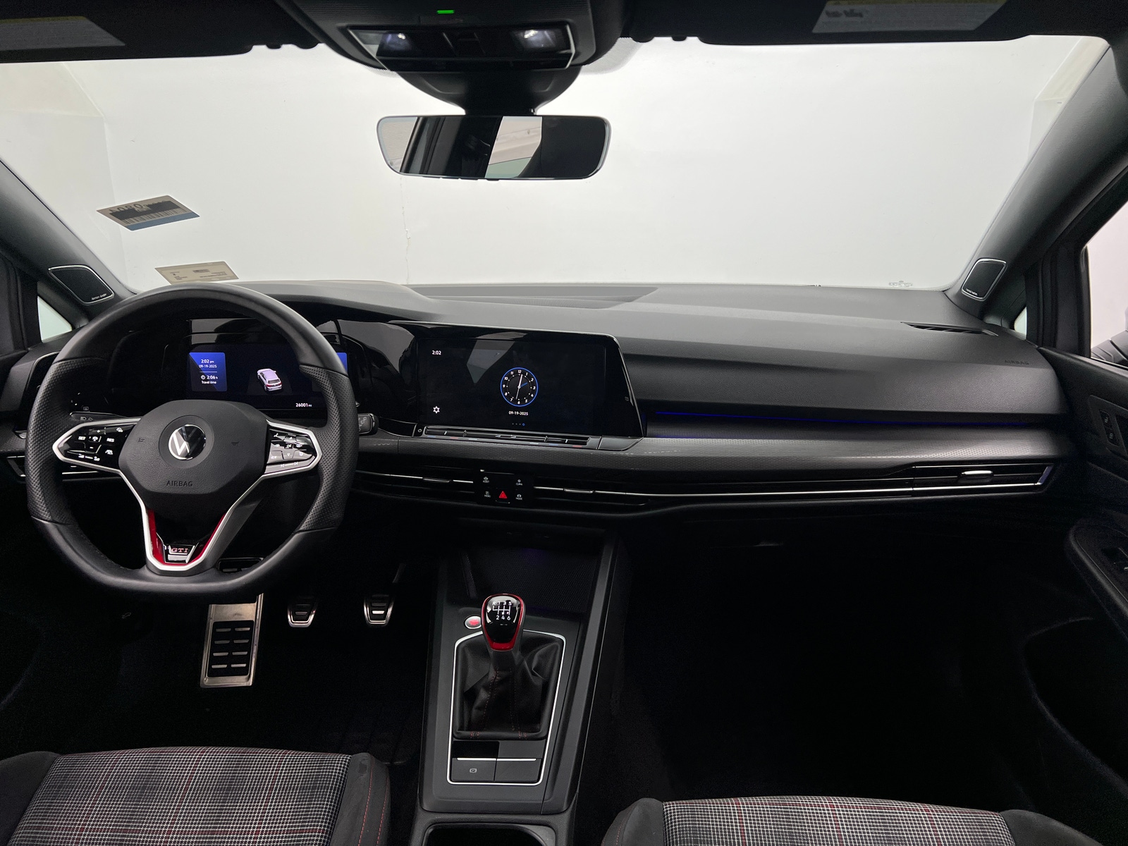 Thumbnail: 2022 Volkswagen Golf - 3