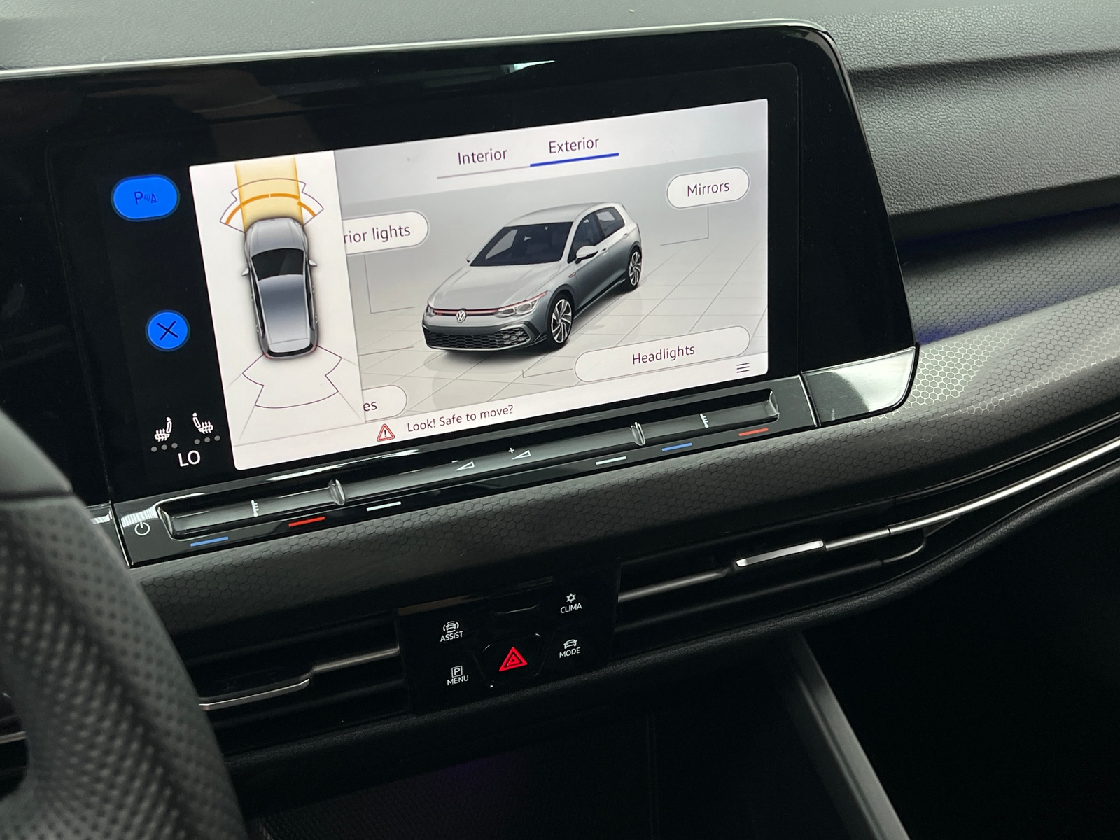Thumbnail: 2022 Volkswagen Golf - 4