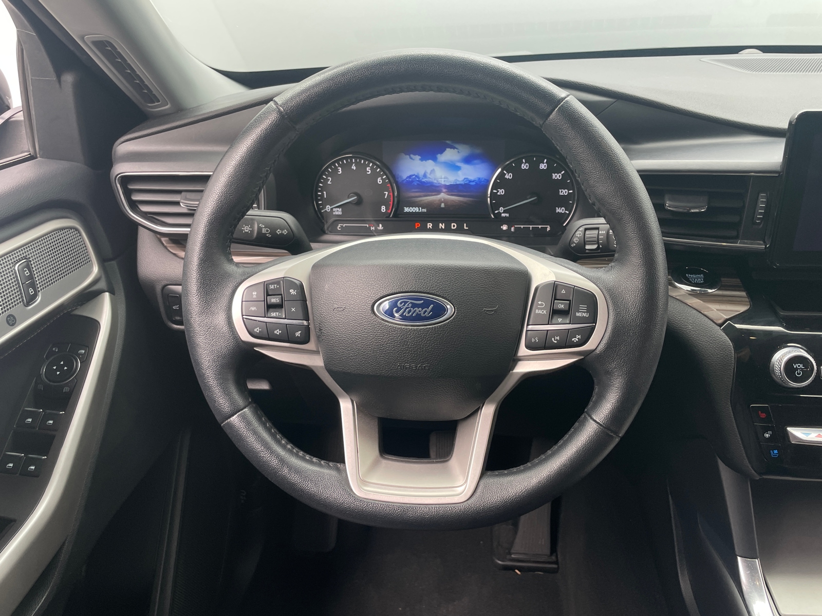 Thumbnail: 2024 Ford Explorer - 4