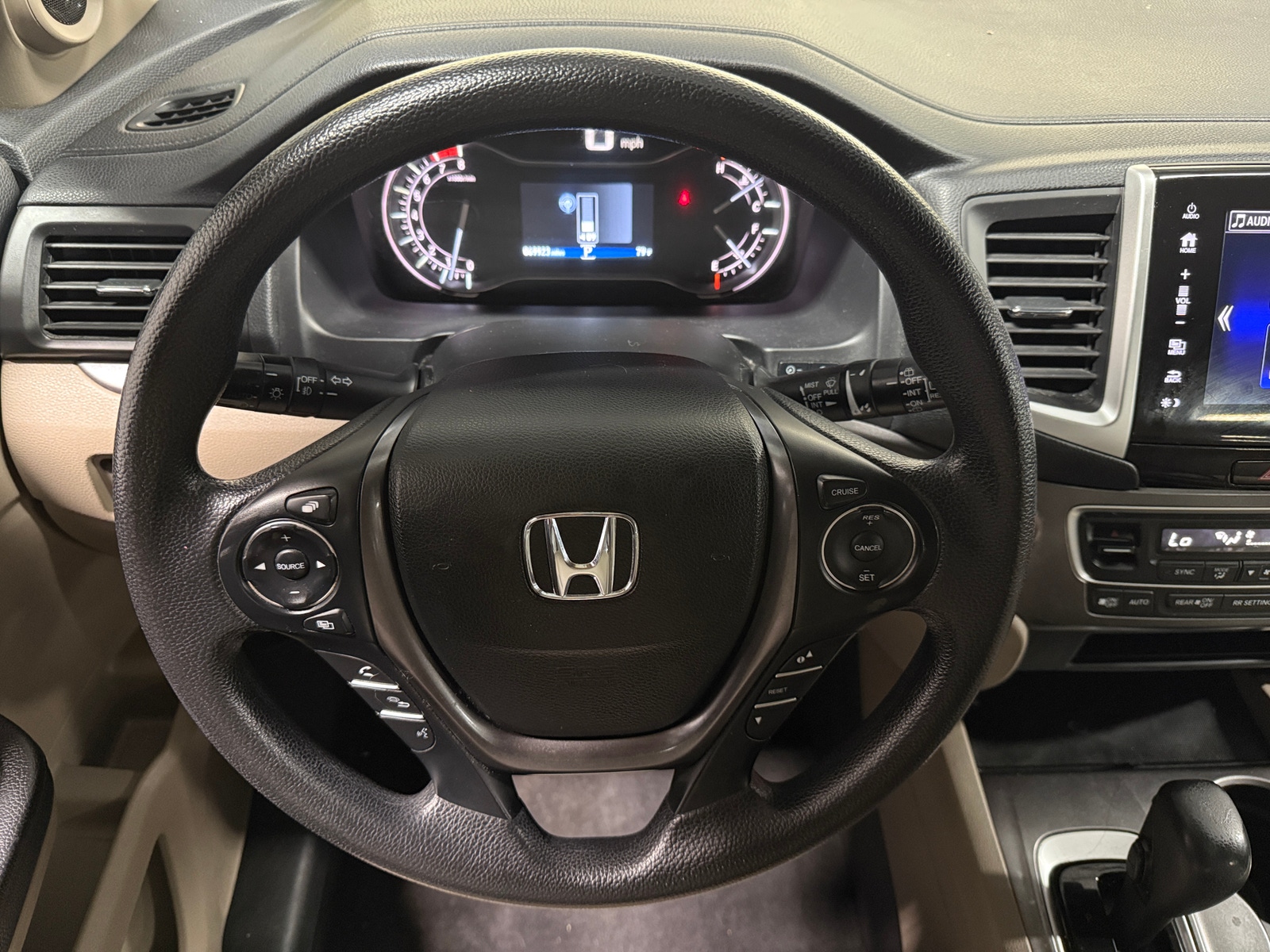 Thumbnail: 2018 Honda Pilot - 5