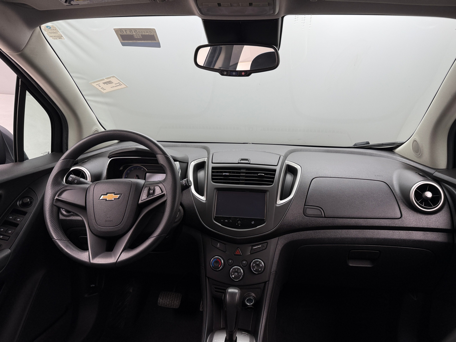 Thumbnail: 2016 Chevrolet Trax - 3