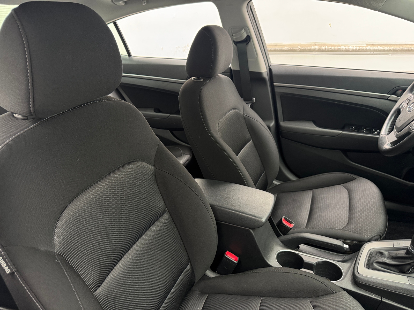 Thumbnail: 2018 Hyundai Elantra - 2