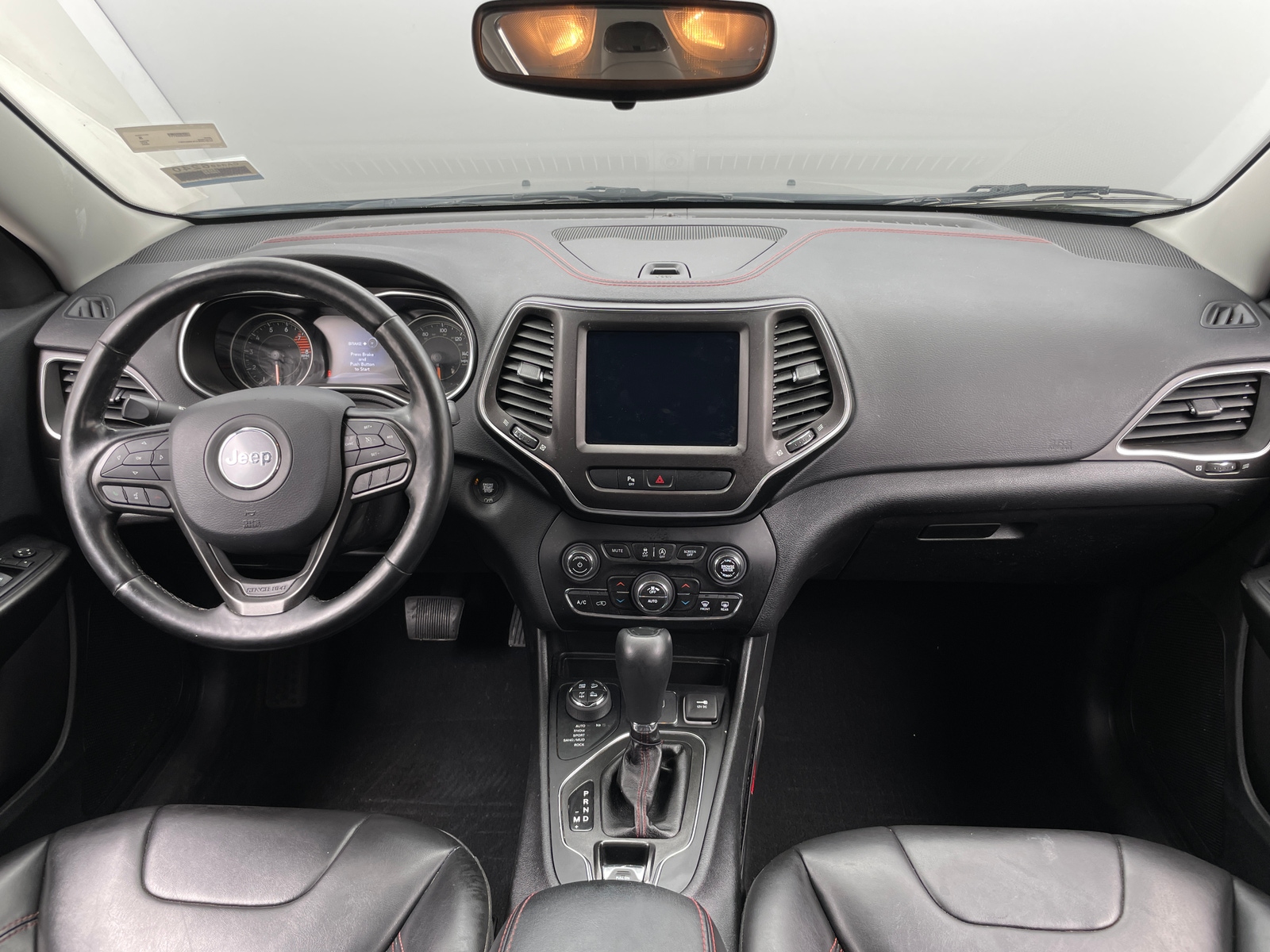 Thumbnail: 2020 Jeep Cherokee - 3