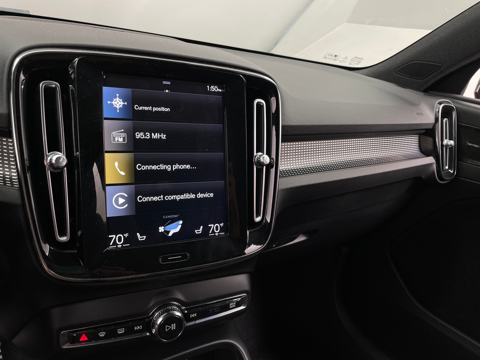 Thumbnail: 2019 Volvo XC40 - 4
