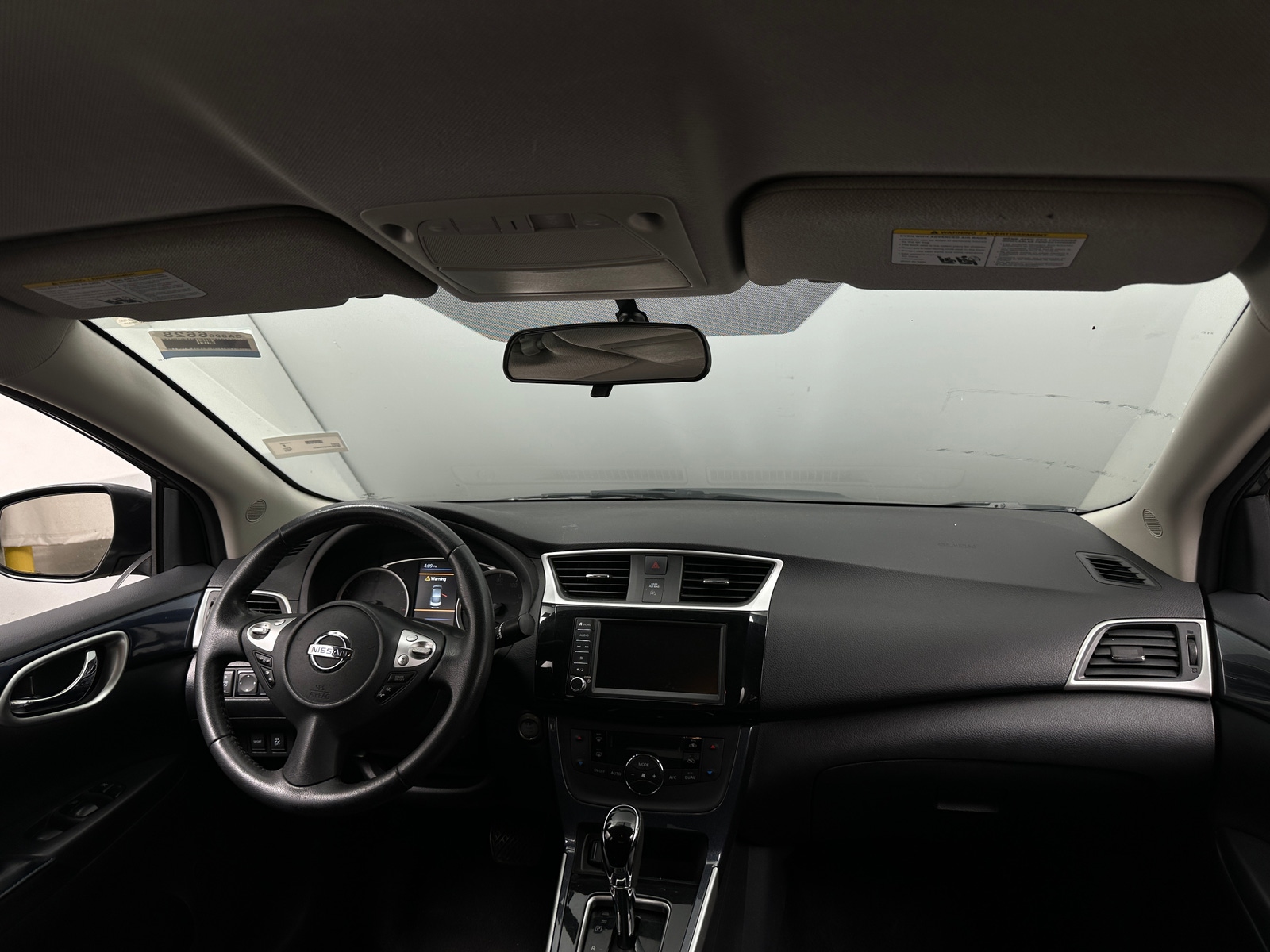 Thumbnail: 2019 Nissan Sentra - 3
