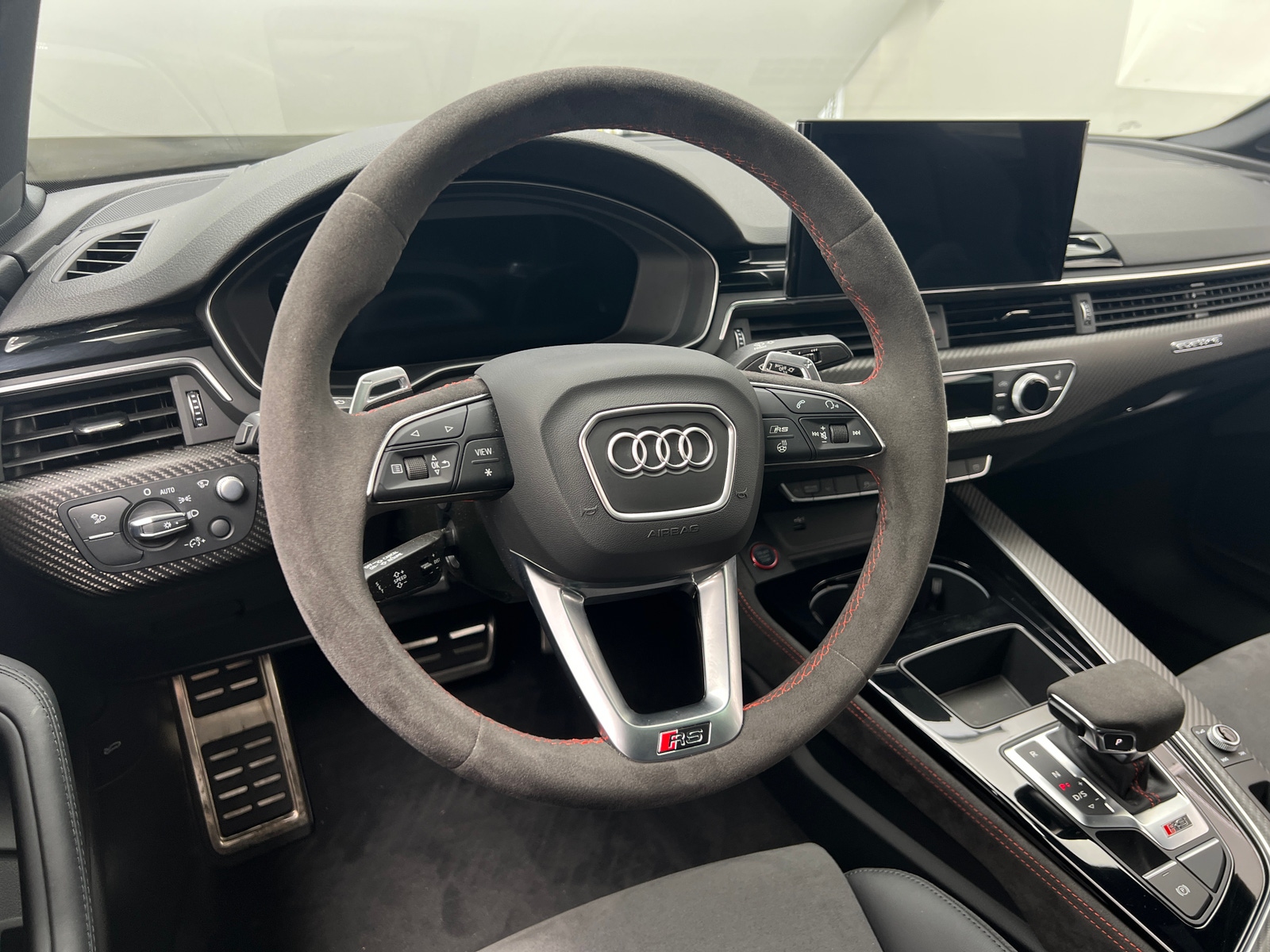 Thumbnail: 2024 Audi RS 5 - 4
